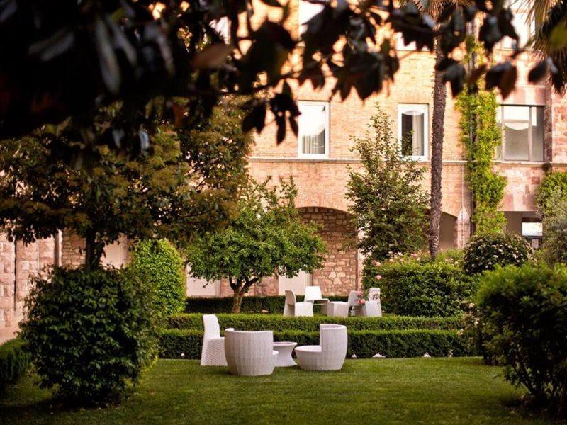 Th Assisi - Hotel Cenacolo Экстерьер фото